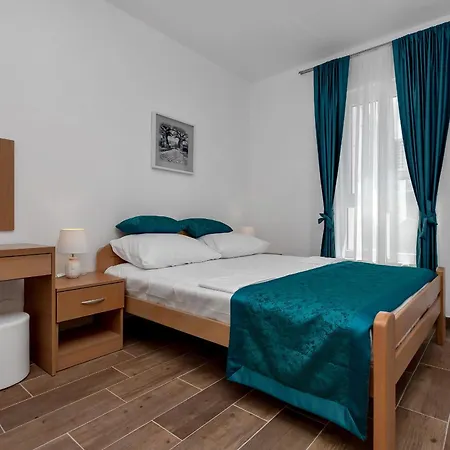 Apartment Medo Makarska